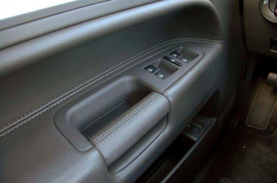  Volkswagen Touareg V6 TDi 2009 года  (фото 9 из 24)